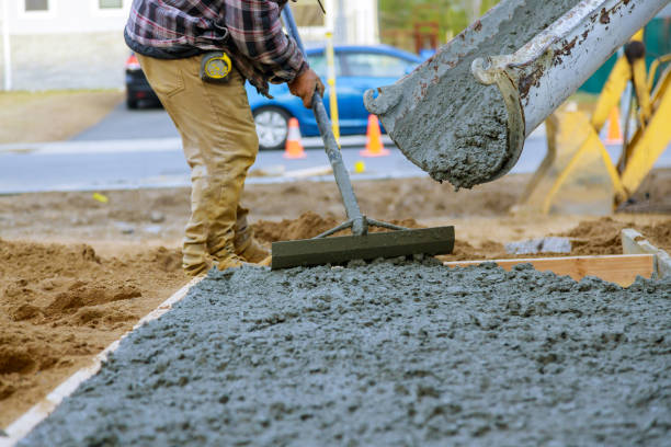 Best Concrete Patio Contractor  in Austin, MN